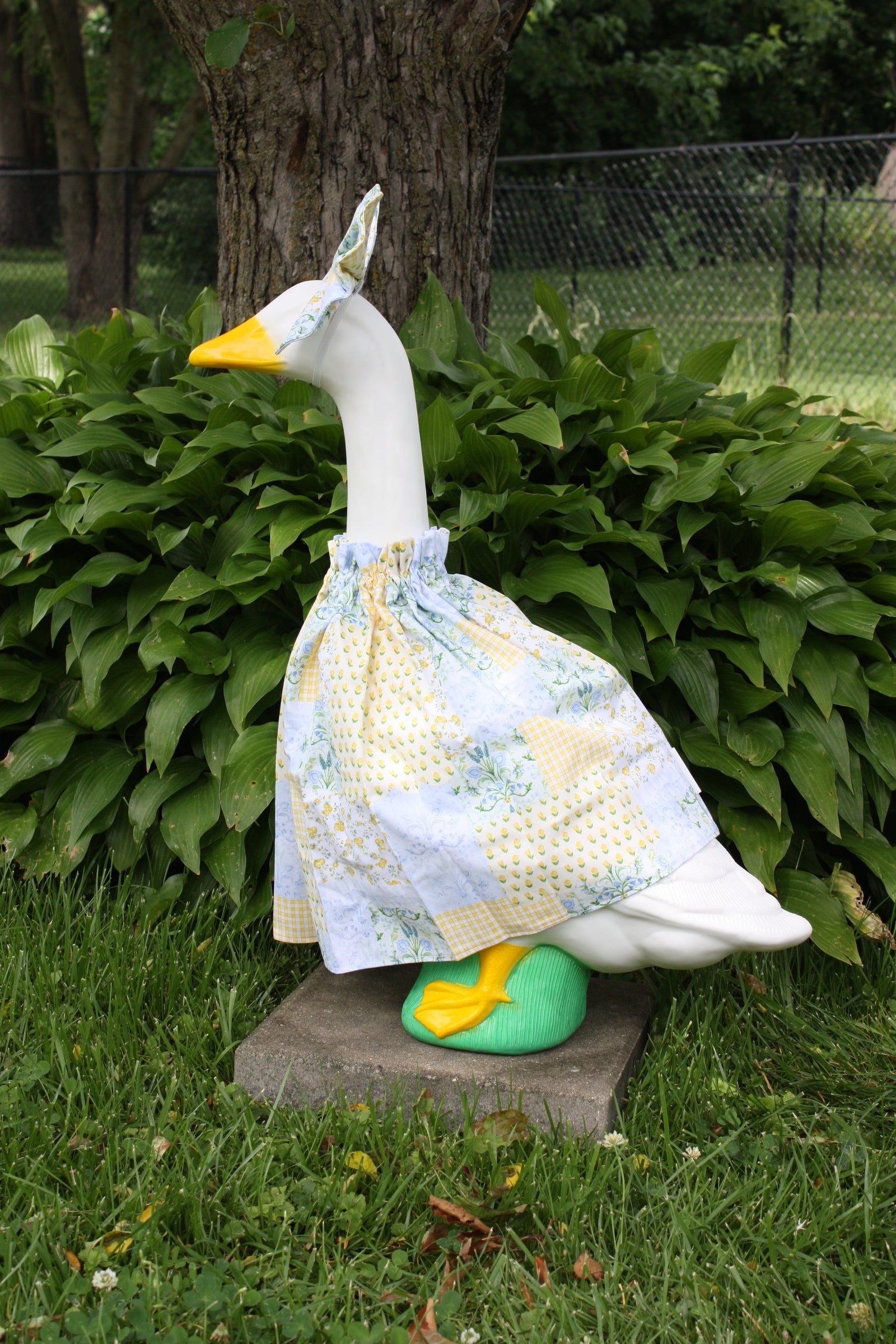 Patch of Spring porch goose outfit, side view — handmade by The Cozy Daisy