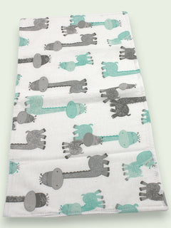 Bib & Burp Cloth Set — Giraffe — outside