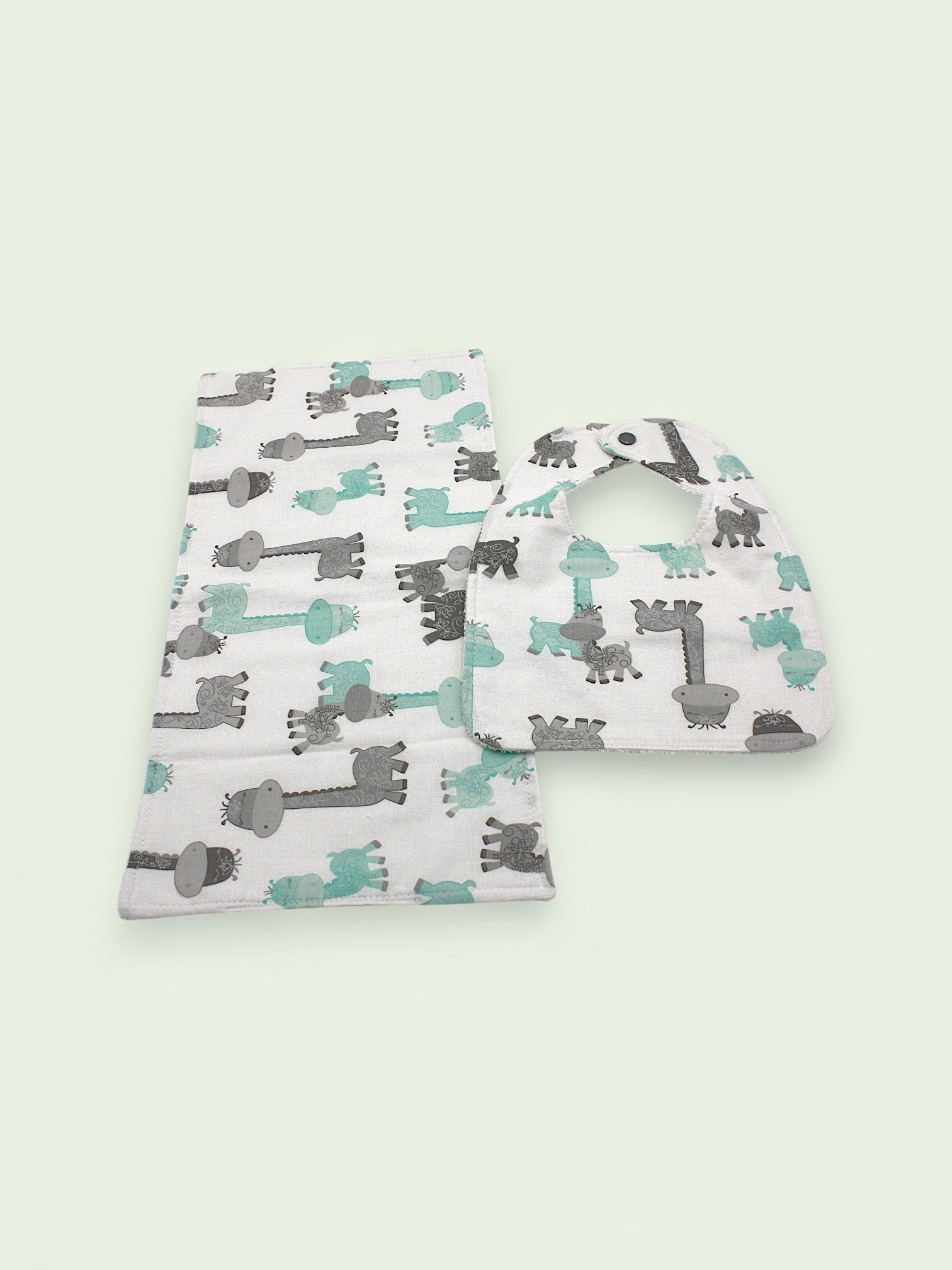 Bib & Burp Cloth Set — Giraffe — outside