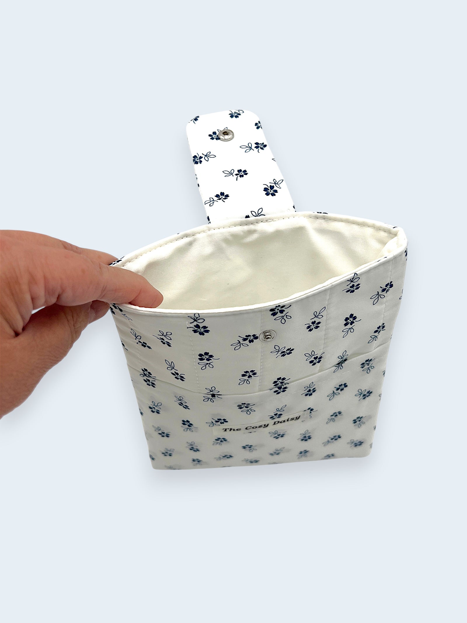 Book Sleeve (Small) - Blue Daisy