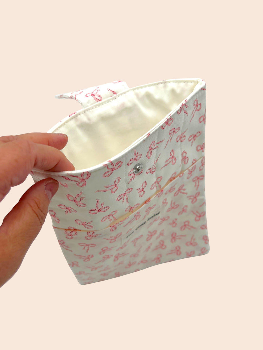 Book Sleeve (Large) — Petite Pink Bows
