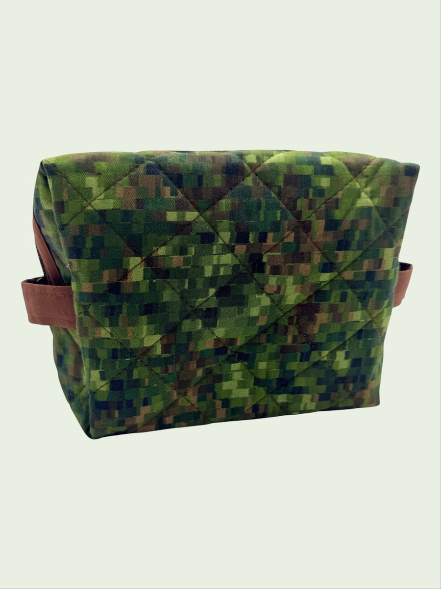 Green Brown Pixel Holland Pouch photo 2