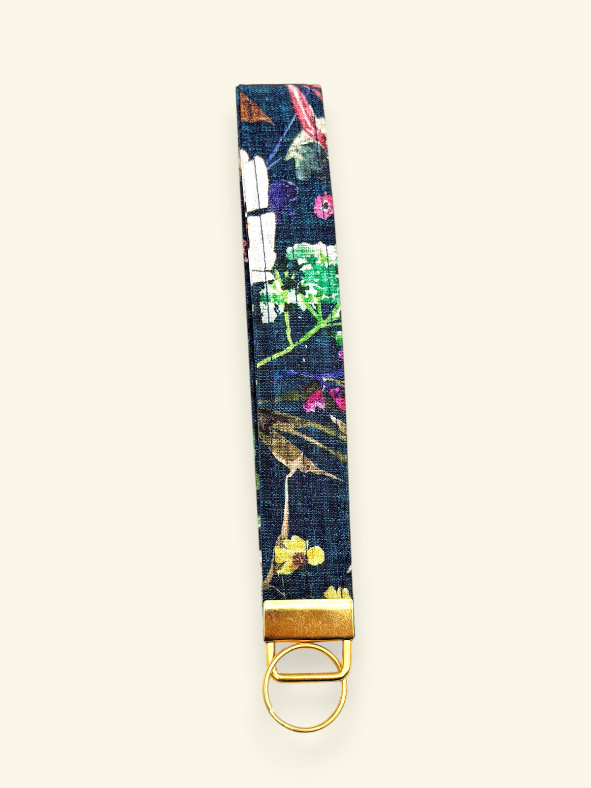Wristlet — Blue Mauve Wildflower — outside